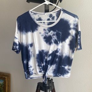 Blue and white top